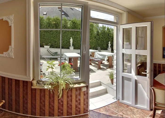 ゲストハウス Hegyi